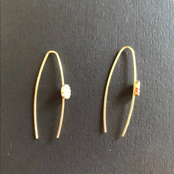 New solid 14k yellow gold curve designer earrings - Picture 3 of 6